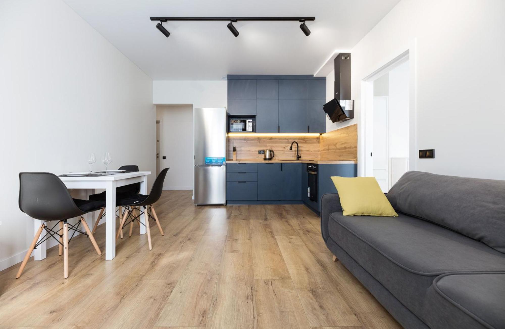 Apartamento Квартири Люкс Метро Чернігівська Kiev Exterior foto